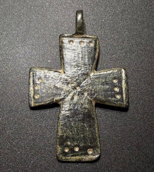 Middeleeuwen, kruisvaardersperiode Bronzen Kruis met een X, Verzamelen, Mineralen en Fossielen