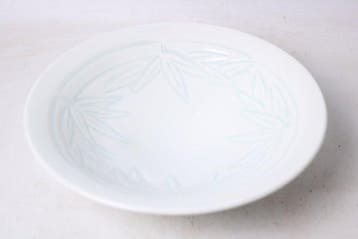 Fujii Shumei - Bord (3) - Porselein - Bamboo Leaf, Set van 3