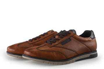 Bugatti Sneakers in maat 46 Cognac, Kleding | Heren, Schoenen, Bugatti, Overige kleuren, Verzenden, Zo goed als nieuw