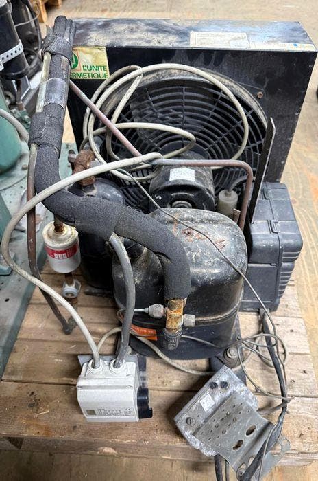 Koelmotor Lunite, CAJ4517Z, R404A, Electroménager, Réfrigérateurs & Frigos