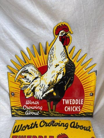 Zeldzame Set van 2 Tweddle Chicks Emaille Reclameborden –