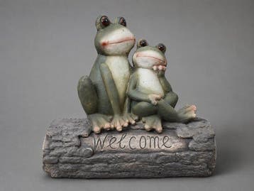Beeld, garden statue 2 frogs on tree trunk - 41 cm -