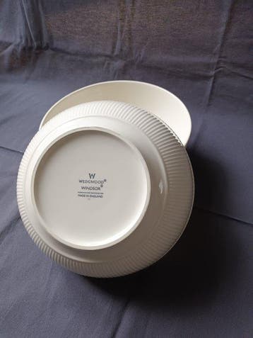 Wedgwood - Schaal (2) - Windsor - Aardewerk - Wedgwood