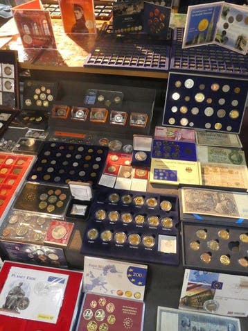 Europa. Collection of coins/banknote/medals/euro inkl. pp