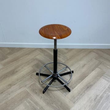 industriële instelbare werkkruk / schoolkruk,  donker beuken, Gebruikt, Hout