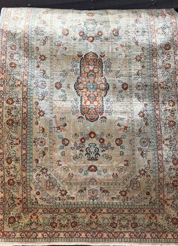 Hereke - Vloerkleed - 1.22 m - 0.76 m - Zijde bloemmotief, Nieuw
