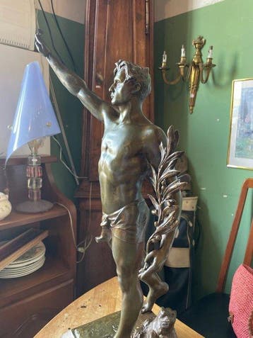 Robert Delandre (1879-1961) - sculptuur, Athlete Saluant -