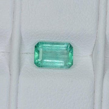 Sans prix de réserve Émeraude - 1.05 ct - International