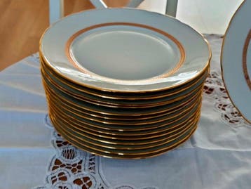 Bord (15) - Porselein - Borden uit Limoges.
