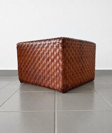 Triangolo / Arte & Cuoio - Enzo Mari - Voetenbank - Dama -