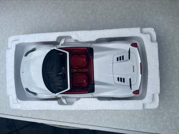 Hot Wheels 1:18 - Modelauto - Ferrari 458 Spider, Nieuw