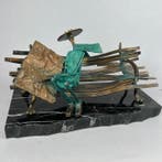 Pawe Erazmus (XX-XXI) - The reader. Large, 7kg, bronze,