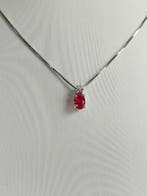Sans prix de réserve - Collier avec pendentif Argent Rubis -, Handtassen en Accessoires, Antieke sieraden