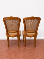 Stoel (2) - Walnoot, cannage - jaren van de Louis XV-stijl