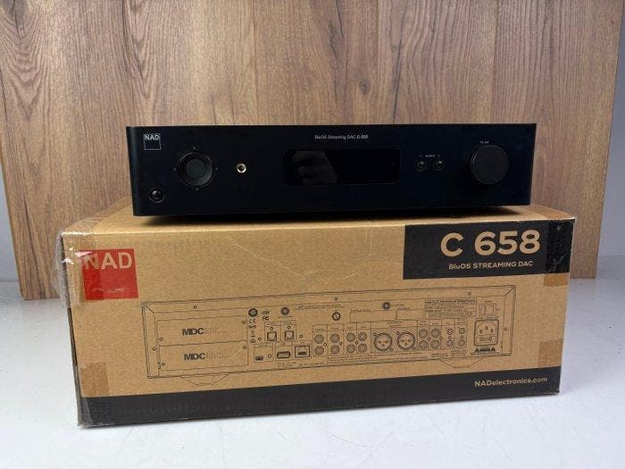 NAD - C658 - BluOs Streaming Dac - Mint in Box DAC - Digital, TV, Hi-fi & Vidéo, Radios