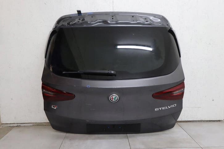 kofferbak klep Alfa Romeo Stelvio 2018, Autos : Pièces & Accessoires, Carrosserie & Tôlerie, Envoi
