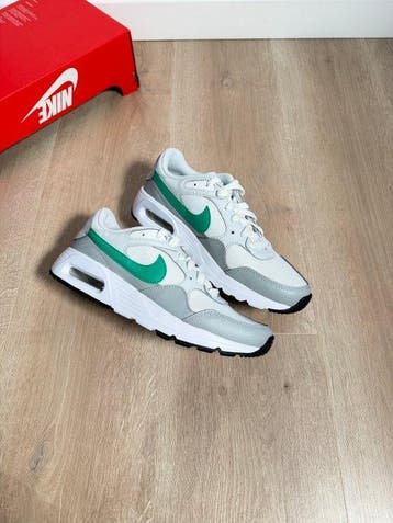 Nike - Sneakers - Maat: EU 38.5 - Nieuw met tags