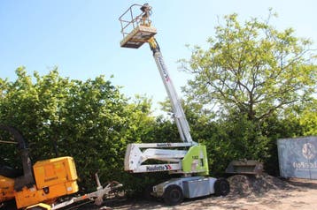 Veiling: Knikarmhoogwerker Haulotte Elektrisch, Ophalen