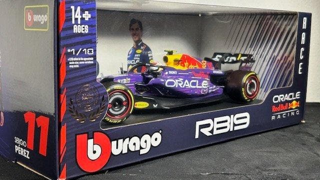 Bburago 1:18 - Modelauto - Oracle Red Bull Racing RB19 - GP, Hobby & Loisirs créatifs, Voitures miniatures | 1:5 à 1:12