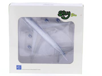 Schaal 1:500 Sky 500 0525GW Great Wall Airlines Boeing 74..., Ophalen of Verzenden, Zo goed als nieuw