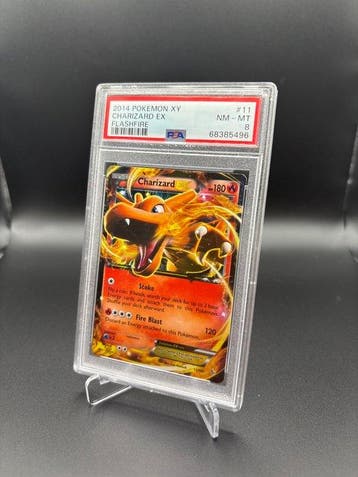 Pokémon - 1 Graded card - Charizard #11 Full art - PSA 8 -, Nieuw