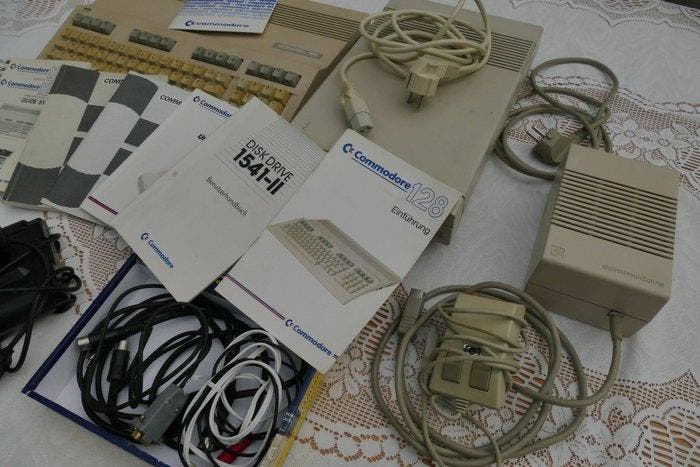 Commodore C128 - Computer, Games en Spelcomputers, Spelcomputers | Overige Accessoires