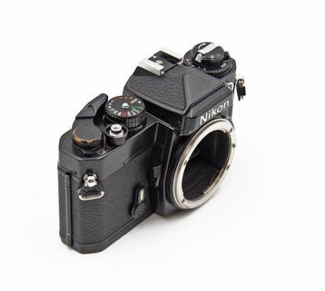 Nikon FE nero | Appareil photo argentique