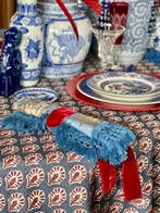 Ethnisch tafelkleed met blockprint voor brede tafels. -