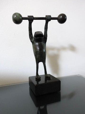 Maitland-Smith - Sculpture, Weightlifting Frog - 20 cm -