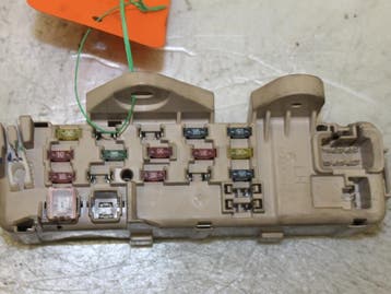 Zekeringkast Mazda 323F O71223, Auto-onderdelen, Nieuw