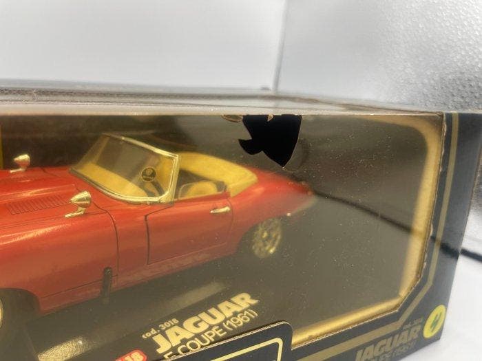 Bburago 1:18 - Modelauto - Jaguar E-Type Coupé (1961), Hobby & Loisirs créatifs, Voitures miniatures | 1:5 à 1:12