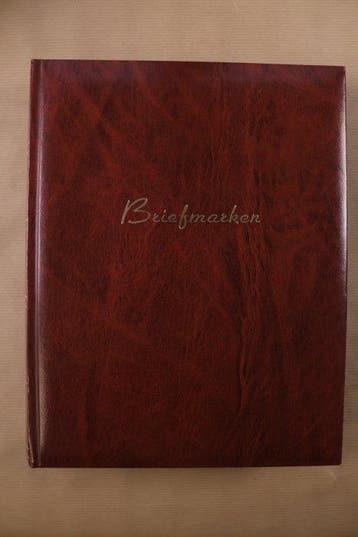Wereld - 5 Lege stockboeken met zwarte bladen, Gestempeld