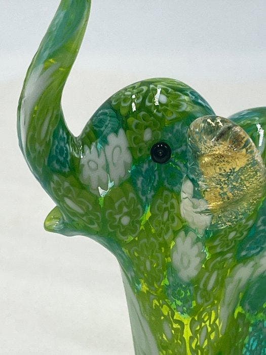 Livio Campanella - Vaas - Muranoglas - Olifant in groene, Antiek en Kunst, Antiek | Glaswerk en Kristal