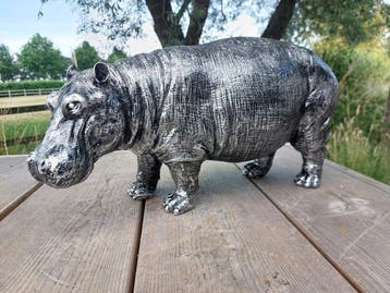 Statue, hippopotamus (hippo) in silver bronze finish - 24 cm