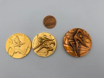 Japan. Vintage Japanese Olympic Commemorative Table Medal