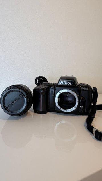 Nikon F-601 + Sigma Zoom 28–105mm Analoge camera, Nieuw