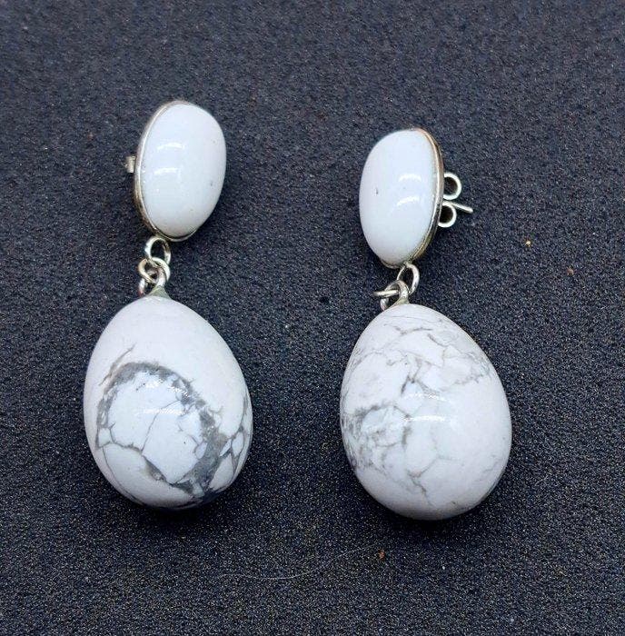 Zilver, Witte jade, Howliet - Oorbellen, Verzamelen, Mineralen en Fossielen