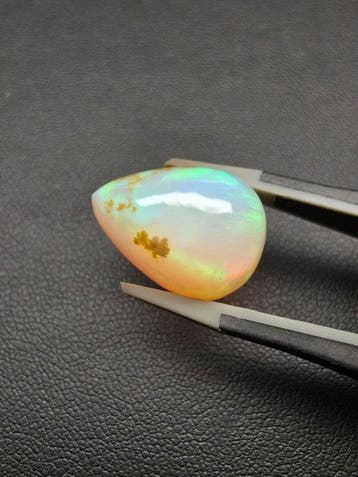 13.4cts Natural White Opal Cabochon - Hoogte: 18 mm -