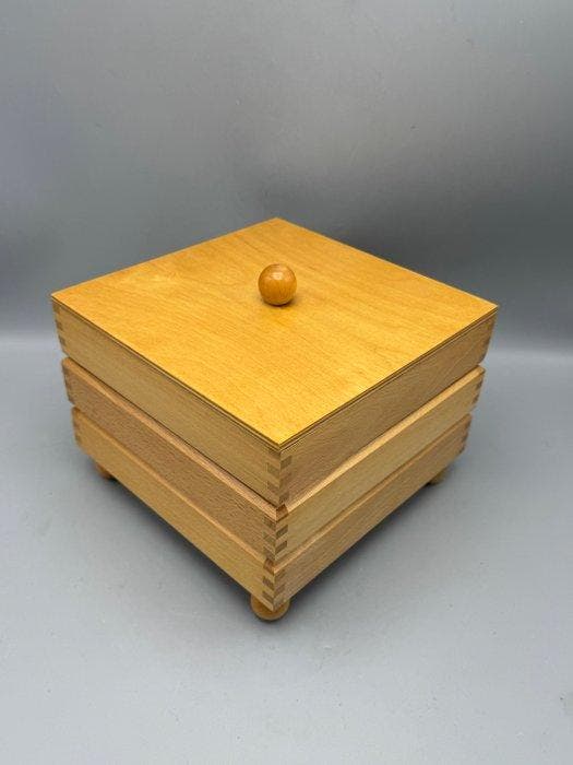 Naaidoos - Hout - Gevulde naaikist, Antiek en Kunst, Kunst | Designobjecten