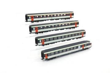 Lima H0 - Modeltrein personenwagen (4) - Vier corail, Nieuw
