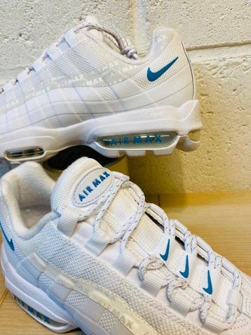 Nike - AM 95 Triple White Lazer Blue P40 - Sneakers - Maat:, Nieuw
