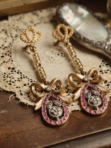 Zonder minimumprijs - Oorbellen - 9 kt. Zilver, Geel goud, Handtassen en Accessoires, Oorbellen, Nieuw