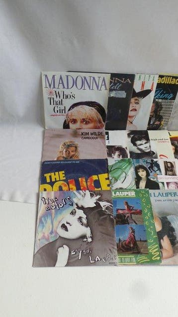 Various Artists/Bands in 1980s - 30 x 7 Singles feat., Cd's en Dvd's, Nieuw in verpakking