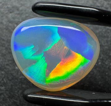 Opaal Cabochon- 1.57 g