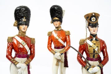 Figuur - Gruppo di cinque soldati antichi in porcellana, Enfants & Bébés, Jouets | Autre