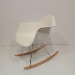 Vitra - Charles & Ray Eames - Schommelstoel - Plastic