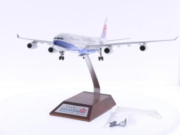 Schaal 1:200 JC Wings XX2664 China Airlines A340-313X Reg..., Ophalen of Verzenden, Gebruikt