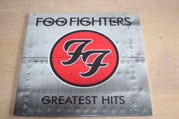Foo Fighters - Greatest Hits 2LP + Guitar Pick + Sonic, Nieuw in verpakking