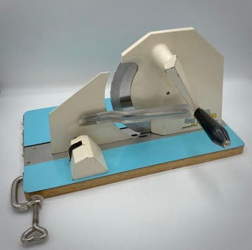 ROB - Snijmachine - 635 - Staal, Hout, mier