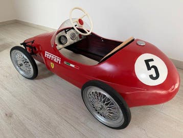 Giordani Or Similar - Trapauto Ferrari Pedal Racing Car -